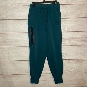 Nike tech fleece women’s size small dark harbor color joggers